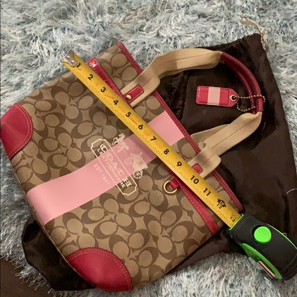 Coach purse - Picture 4 of 4